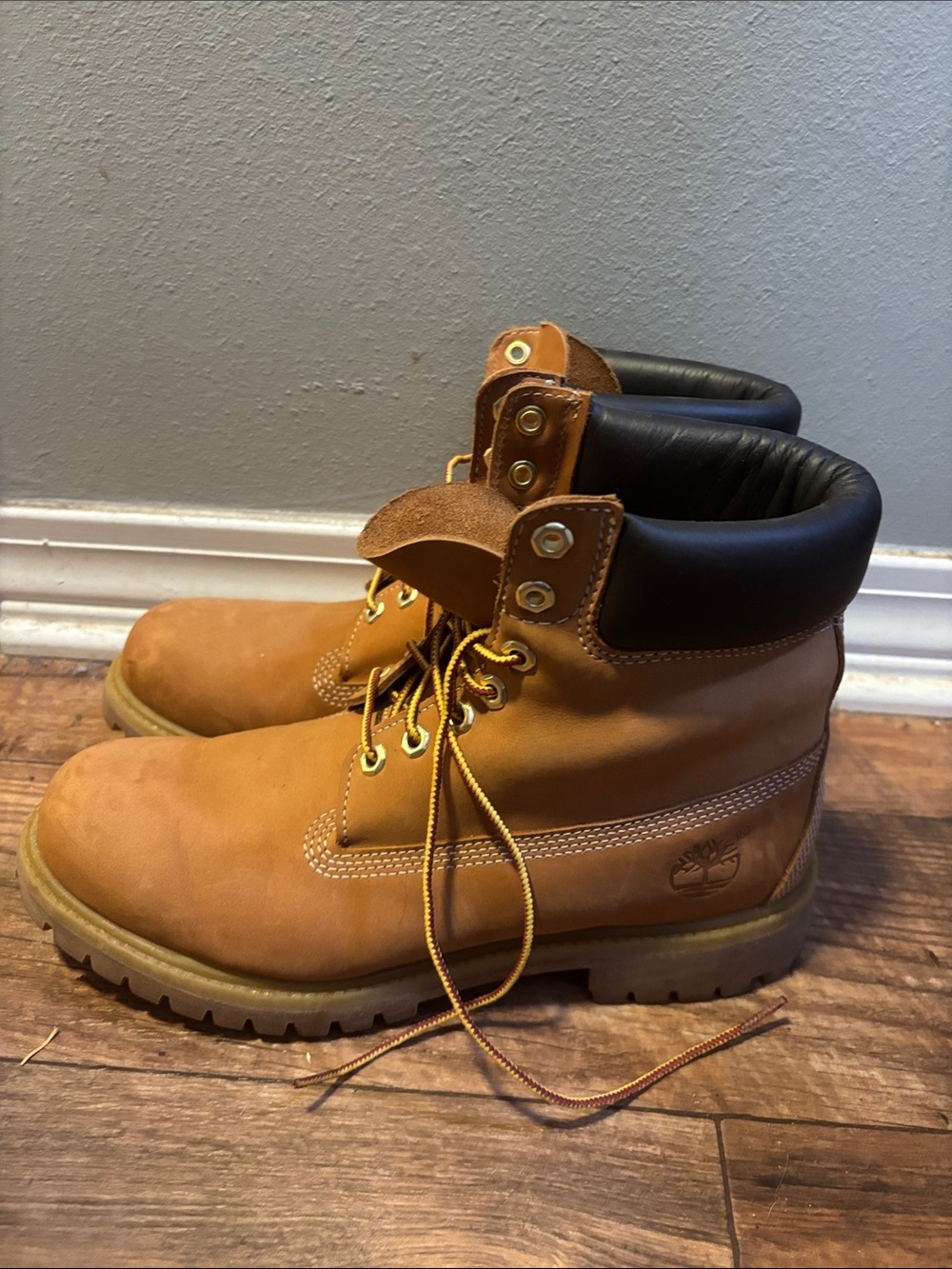 Men's Timberlands Boots in Wheat